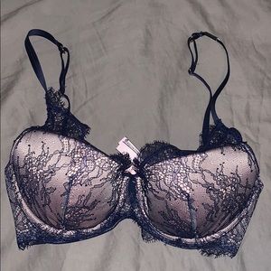 Victoria Secret 32DD BRA NWT